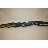 A COLLECTION OF HORNBY MODEL RAILWAY ELECTRIC TRAINS AND CARRIAGES ETC.