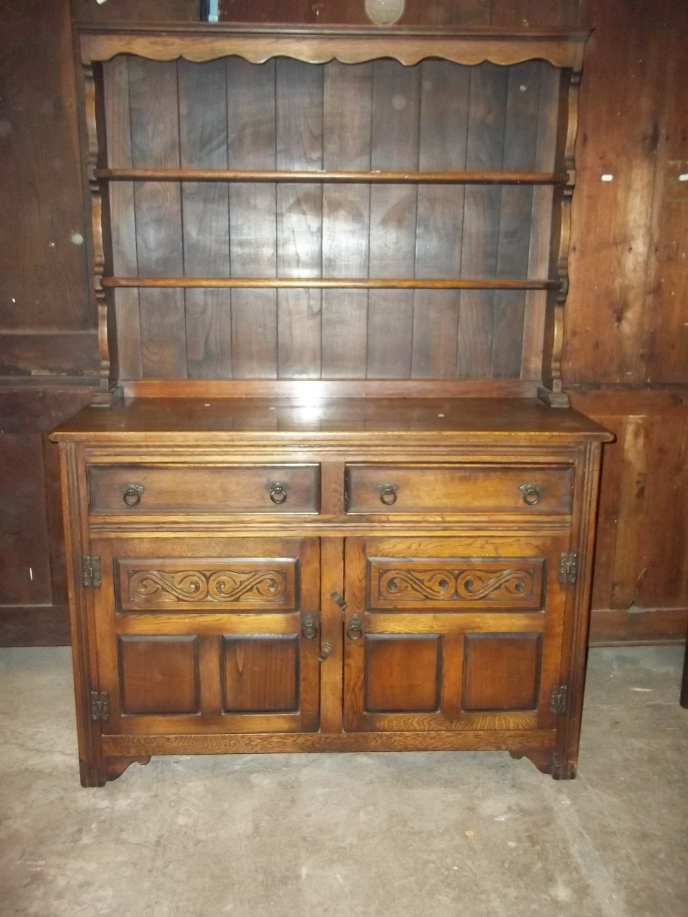 AN OAK DISPLAY WALL UNIT / DRESSER