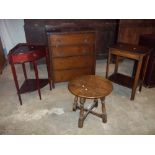 FOUR ITEMS, A VINTAGE OAK CHEST OF DRAWS WITH ART DECO TEAR DROP HANDLES, TWO OAK SIDE TABLES ETC.