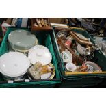 TWO TRAYS OF CERAMICS AND GLASSWARE TO INCLUDE A DRESSING TABLE SET (TRAYS NOT INCLUDED)¦