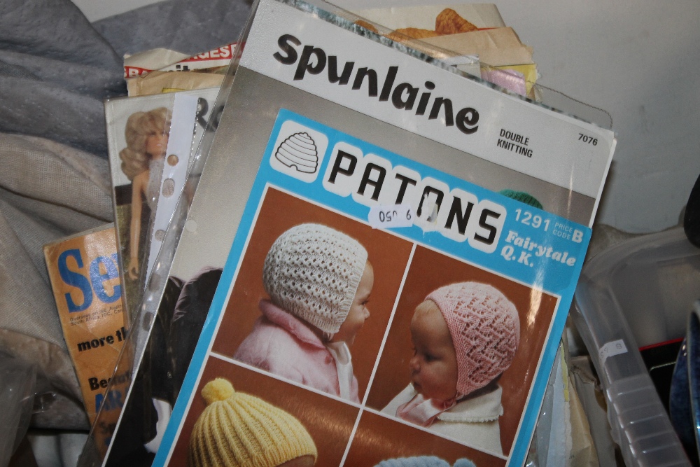 A COLLECTION OF KNITTING PATTERNS, SEWING PATTERNS ETC TO INCLUDE 1940S, 1950S, 1960S ETC. - Image 2 of 6