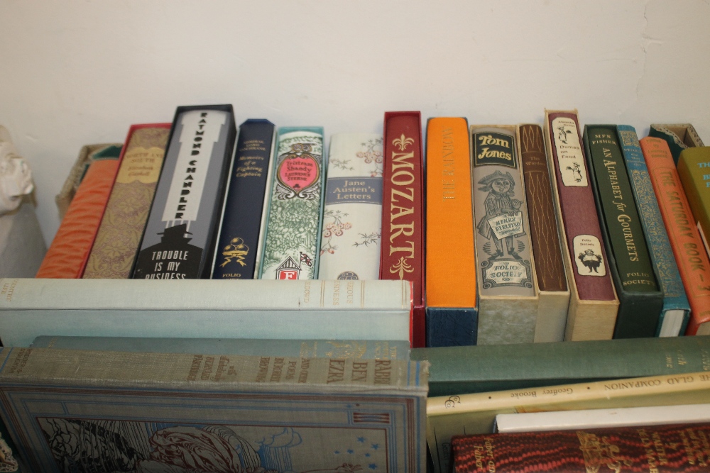 A TRAY OF FOLIO SOCIETY BOOKS AND VARIOUS ILLUSTRATED BOOKS