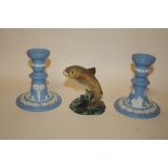 A PAIR OF WEDGWOOD JASPERWARE CANDLESTICKS, TOGETHER WITH A BESWICK 1390 TROUT A/F