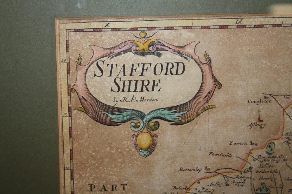 A FRAMED AND GLAZED ANTIQUE MAP OF STAFFORDSHIRE BY ROBERT MORDEN - Image 3 of 4
