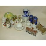 A COLLECTION OF ASSORTED CERAMICS TO INCLUDE CRESTED WARE, CROWN DEVON ETC.