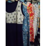 A QUANTITY OF LADIES VINTAGE CLOTHING VARIOUS 50s, 60s & 70s EXAMPLES COMPRISING TOPS AND VARIOUS