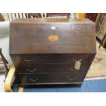 AN ANTIQUE OAK INLAID COUNTRYMADE BUREAU H-100 W-97 CM