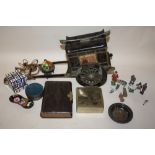 A BOX OF COLLECTABLES TO INCLUDE AN ORIENTAL LACQUERED MUSICAL CART JEWELLERY BOX, ORIENTAL