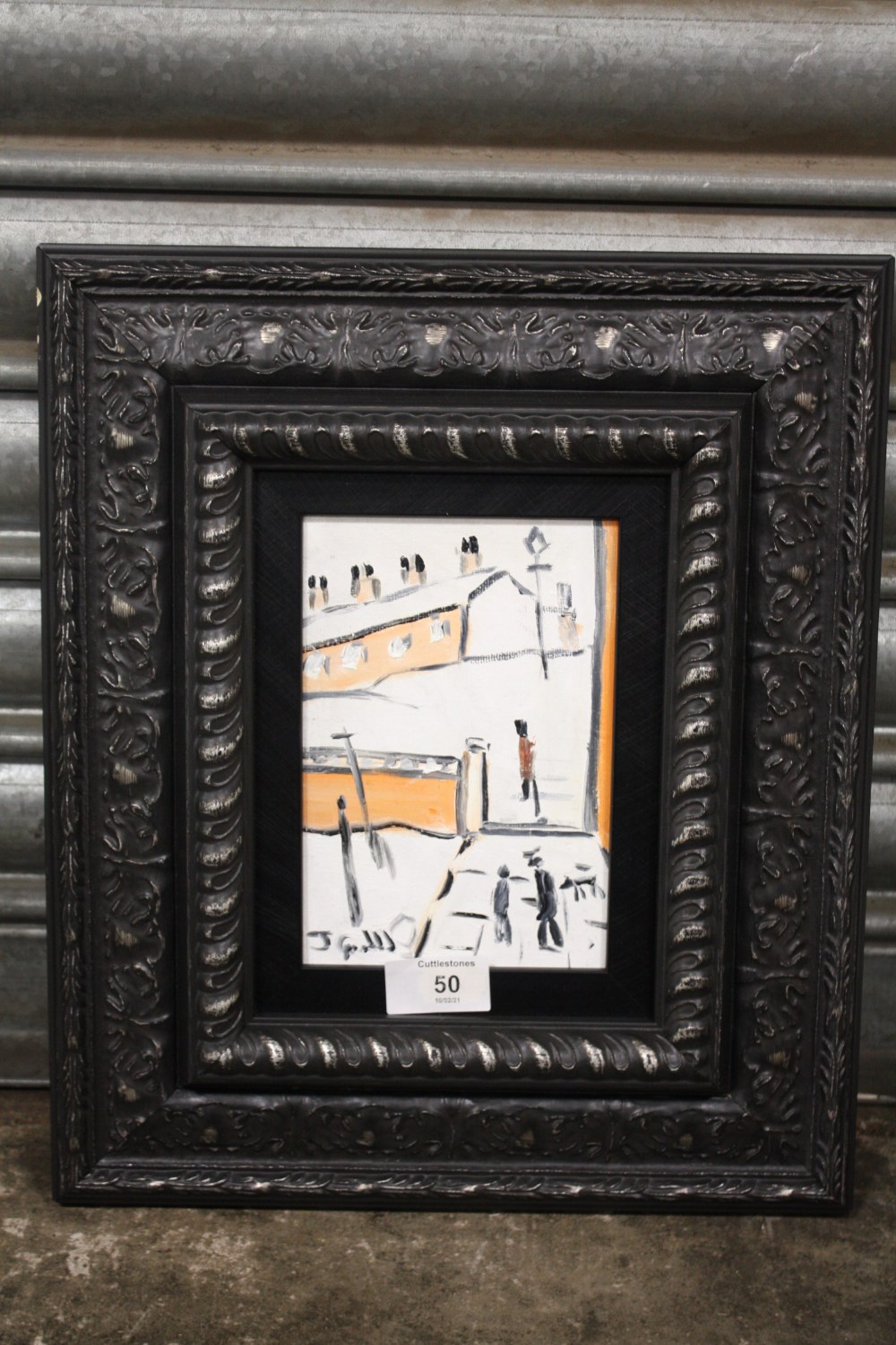 A MODERN FRAMED OIL ON BOARD OF FIGURES BY A WALL IN A LOWERY STYLE BY JOHN GOODLAD (INFO VERSO) - Image 2 of 3