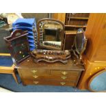 A LOW MAHOGANY 4 DRAWER CHEST, TWO DRESSING MIRRORS AND A MODERN CABINET (4)