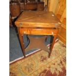 A REPRODUCTION MAHOGANY HANDKERCHIEF GAMES TABLE WITH LEATHER TOP