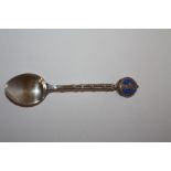 A HALLMARKED SILVER AND ENAMEL KING EDWARD VIII SPOON