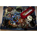 A TRAY OF COSTUME JEWELLERY