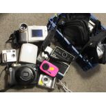 A TRAY OF VINTAGE AND MODERN CAMERAS AND ACCESSORIES