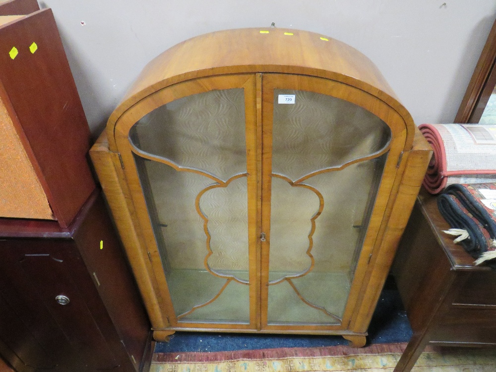 AN ART DECO STYLE WALNUT CHINA CABINET H-125 W-89 CM - Image 2 of 2