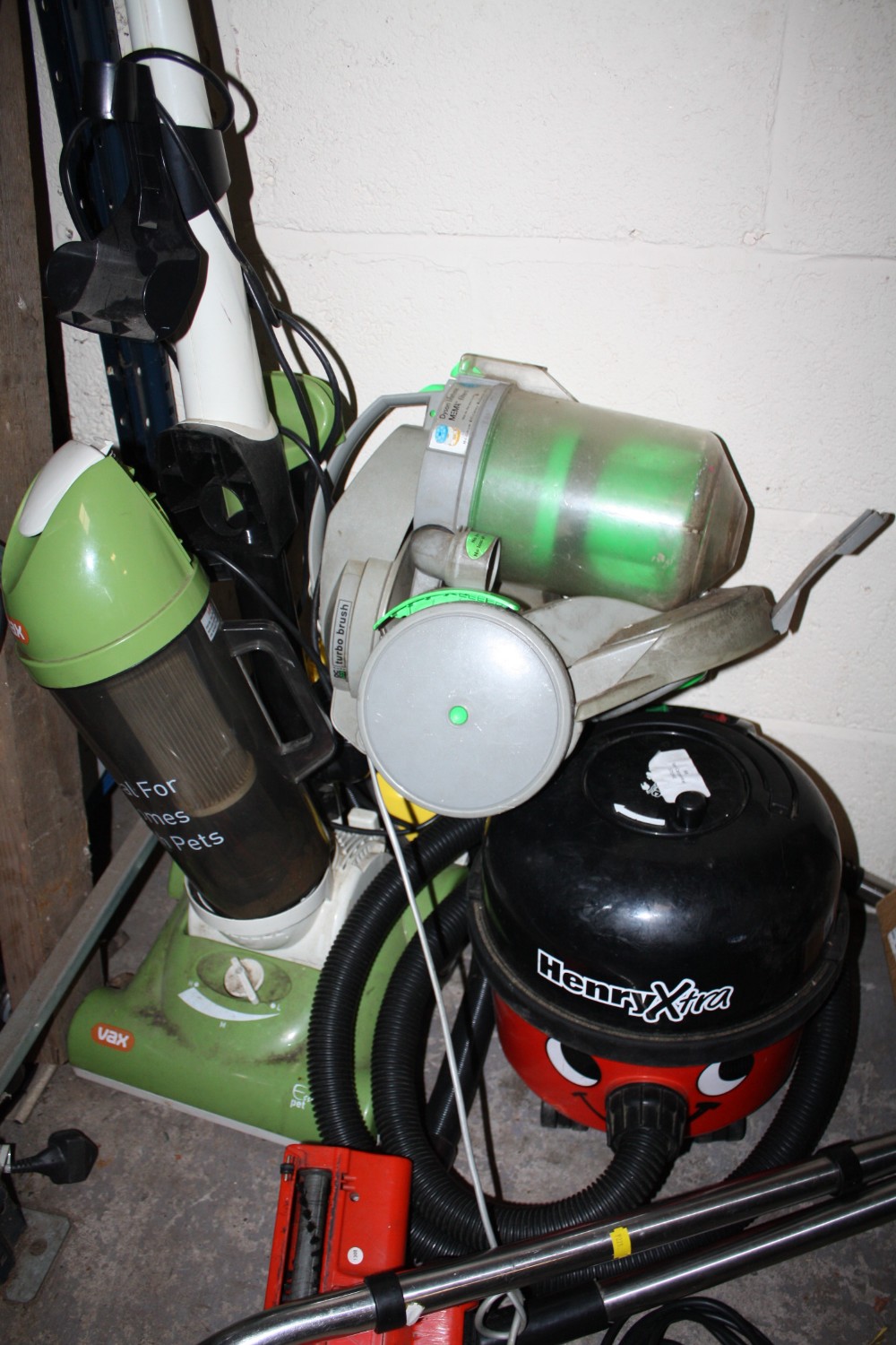 A SELECTION OF VACUUMS A/F (SPARES AND REPAIRS) - Image 2 of 2