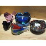 THREE BIRD SHAPED STUDIO GLASS PAPERWEIGHTS TOGETHER WITH TWO STUDIO GLASS BOWLS (5)