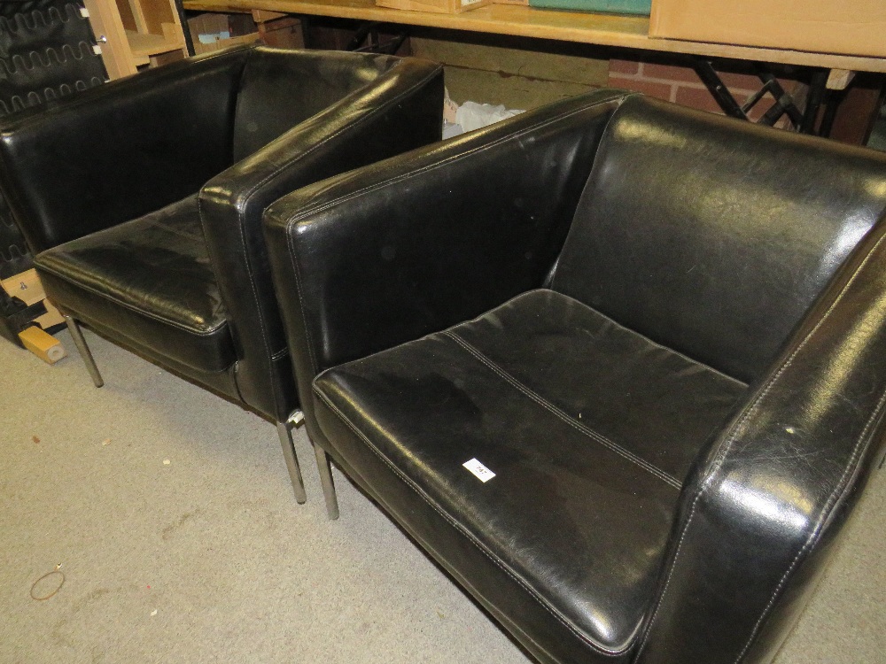 A PAIR OF MODERN BLACK SQUARE ARMCHAIRS - Image 2 of 2