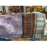 THREE ASSORTED MODERN WOOLLEN / SYNTHETIC RUGS (3)