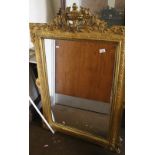 A GILT FRAMED MIRROR, 120 X 82 CM