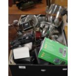 A BOXED DORO MOBILE PHONE WITH CAMERA AND A VINTAGE KODAK CAMERA AND AN EUMIG CINE CAMERA, A