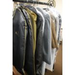 A QUANTITY OF GENTS CLOTHING TO INCLUDE SUITS, CROMBIE OVERCOAT, AQUASCUTUM SUIT AND COAT, TWO