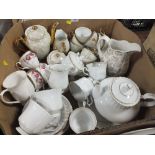 A BOX OF ASSORTED CHINA TO INCLUDE QUEENS CHINA