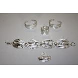 A MODERN STERLING SILVER BRACELET, RING, PENDANT AND EARRING SET, APPROX WEIGHT 56.6 G