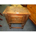 A SMALL CARVED OAK SEWING BOX H-57 W-45 CM