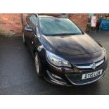 A 2015 BROWN VAUXHALL ASTRA 'DT15 LGN' PETROL 1.6L, APPROX 29,000 MILES, MOT DUE 07/08/2021, ONE