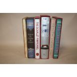 SIX FOLIO SOCIETY BOOKS, TO INCLUDE ANIMAL FARM, THE SCARLET PIMPERNEL, THE FOLIO BOOK OF SHORT