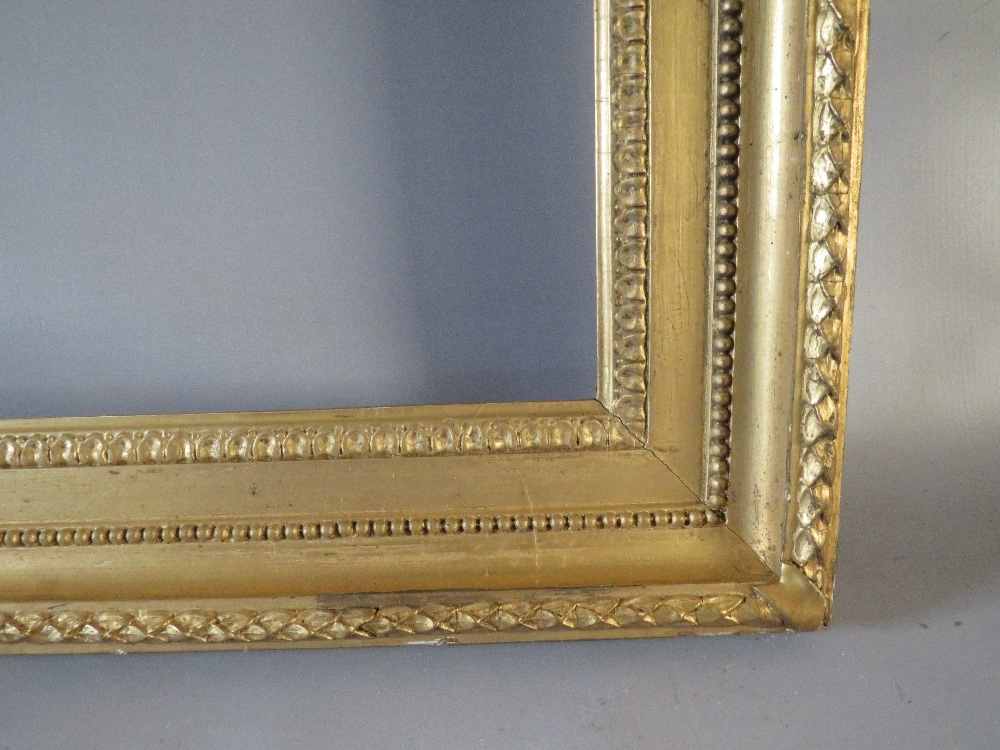 A 19TH CENTURY GOLD FRAME WITH ACANTHUS LEAF DESIGN TO OUTER EDGE, frame W 8 cm, frame rebate 80.5 x - Image 3 of 7