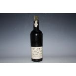 1 BOTTLE OF TAYLOR'S QUINTA DE VARGELLAS 1969 VINTAGE PORT, approx top shoulder