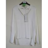 STELLA MCCARTNEY, a ladies white top with zipped detail to front, size EU 40