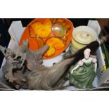 A SMALL TRAY OF CERAMICS TO INCLUDE A ROYAL DOULTON MICHELLE FIGURE HN 2234, HN358 SAIRY GAMP