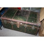 A VINTAGE PACKING TRUNK WIDTH - 101CM