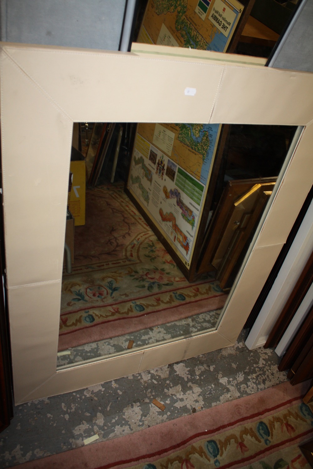 A COLLECTION OF MIRRORS TO INCLUDE A MODERN FLOOR STANDING MIRROR, OVER MANTEL MIRROR ETC (7) - Image 3 of 5