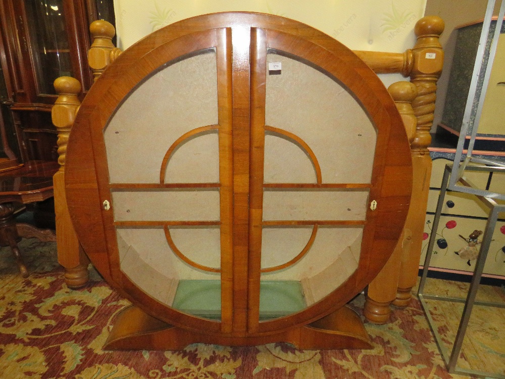 A VINTAGE DECO WALNUT CIRCULAR CHINA CABINET H-131 W-122 CM