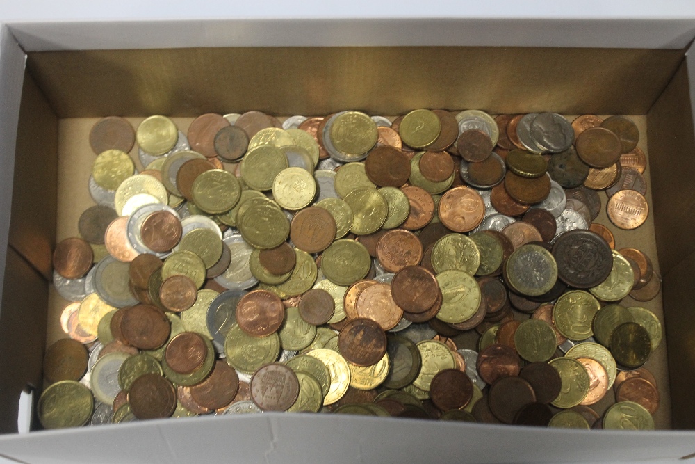 A QUANTITY OF EURO COINS AND CENTS, along with a quantity of US coins