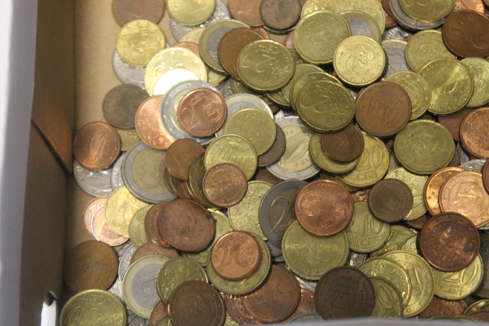 A QUANTITY OF EURO COINS AND CENTS, along with a quantity of US coins - Image 2 of 5