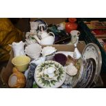 TWO TRAYS OF ASSORTED CERAMICS TO INCLUDE MINTON, WEDGWOOD AND CABINET PLATES