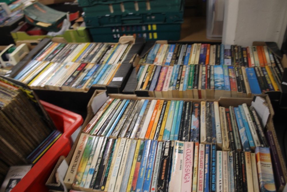 THREE TRAYS OF SCIENCE FICTION AND FANTASY NOVELS ETC INCLUDING ARTHUR C. CLARKE