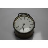 A SMALL 19TH CENTURY DRUM CARRIAGE CLOCK WITH LEVER ESCAPEMENT WINDOW AND WHITE ENAMEL DIAL, D 6 CM