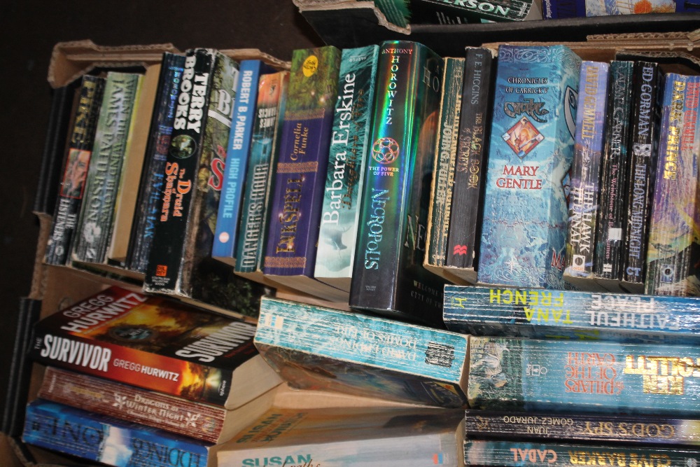 THREE TRAYS OF PAPERBACK NOVELS (TRAYS NOT INCLUDED) - Image 4 of 4