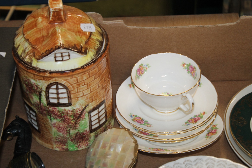 FOUR TRAYS OF MATCHING BRASS TABLE LAMPS, COTTAGE WARE BISCUIT BARREL, VINTAGE OPERA GLASSES, PART - Image 3 of 3