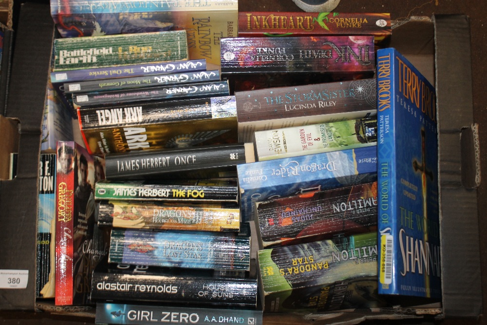 THREE TRAYS OF PAPERBACK NOVELS (TRAYS NOT INCLUDED) - Image 3 of 4