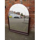 A LARGE DECO STYLE ARCHED WALL MIRROR WITH ETCHED DETAIL H-116 W-92 CM