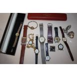 A BOX OF ASSORTED WRISTWATCHES TO INCLUDE A VINTAGE POLJOT EXAMPLE