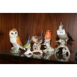 A COLLECTION OF GOEBEL AND BESWICK BIRD FIGURES A/F (5)