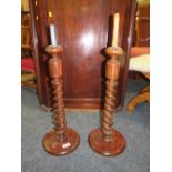 A PAIR OF DECORATIVE TWIST CANDLESTICKS H-52 CM (2)